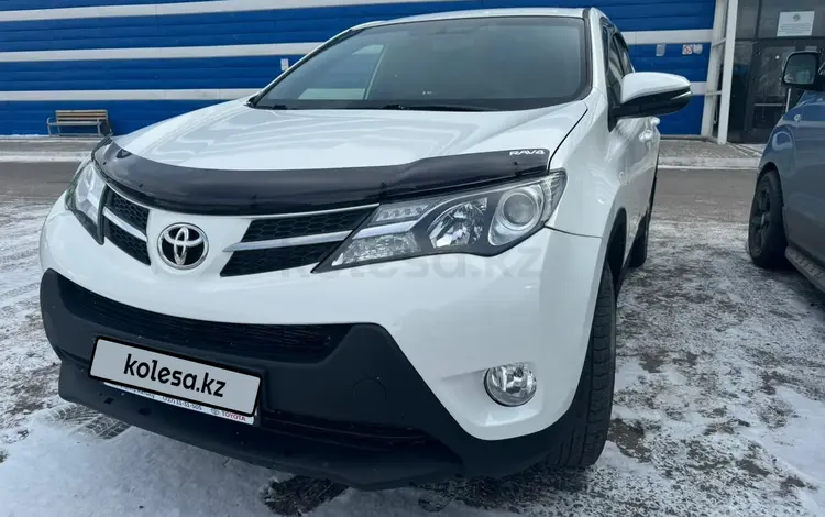 Toyota RAV4 2015 года за 10 500 000 тг. в Астана