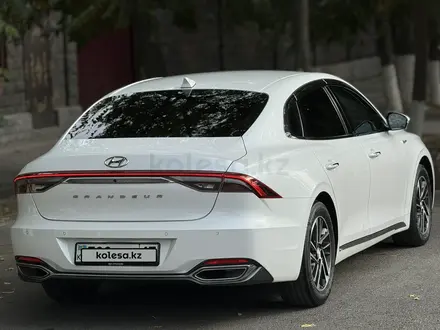 Hyundai Grandeur 2021 года за 12 600 000 тг. в Алматы – фото 10