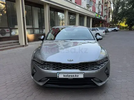 Kia K5 2021 года за 11 000 000 тг. в Алматы – фото 3