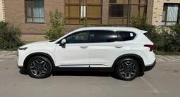 Hyundai Santa Fe 2023 года за 15 500 000 тг. в Астана