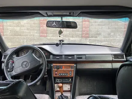 Mercedes-Benz E 200 1993 года за 500 000 тг. в Ушарал – фото 5