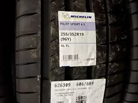 Michelin Pilot Sport 4 S 255/35 R19 285/30 R19 за 220 000 тг. в Алматы – фото 2