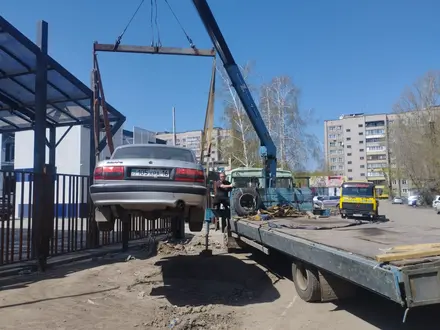 Манипулятор маленький 4т и средний 6т, эвакуатор, автовышка 24ч в Усть-Каменогорск – фото 2