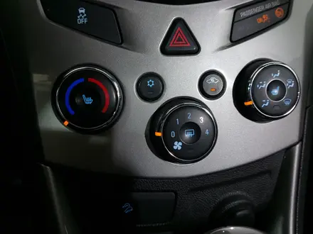 Chevrolet Tracker 2014 года за 3 980 000 тг. в Астана – фото 26