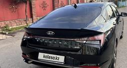 Hyundai Elantra 2021 года за 9 400 000 тг. в Алматы – фото 2