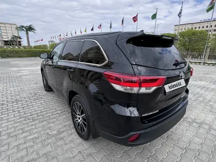 Toyota Highlander 2017 года за 18 500 000 тг. в Уральск – фото 11