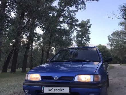 Nissan Sunny 1994 года за 870 000 тг. в Семей