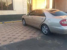 Toyota Camry, 2001