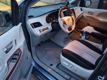 Toyota Sienna 2014 года за 15 500 000 тг. в Алматы – фото 11