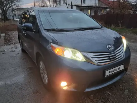 Toyota Sienna 2014 года за 15 500 000 тг. в Алматы – фото 12