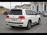 Toyota Land Cruiser 2016 года за 31 000 000 тг. в Жанаозен – фото 2