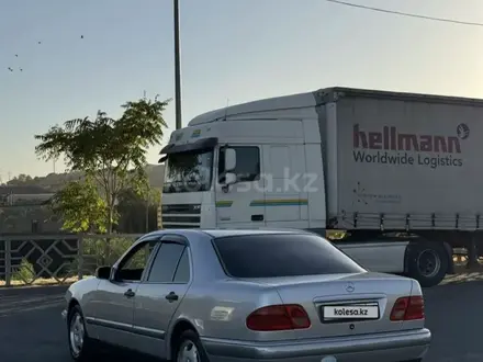 Mercedes-Benz E 280 1998 года за 2 999 000 тг. в Шымкент – фото 5