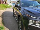 Hyundai Santa Fe 2023 года за 13 500 000 тг. в Шымкент – фото 3