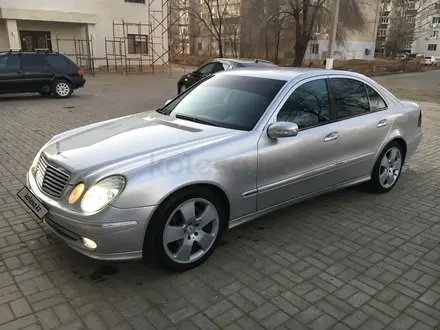 Mercedes-Benz E 270 2002 года за 4 200 000 тг. в Уральск – фото 10