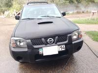 Nissan NP300 2010 года за 4 000 000 тг. в Павлодар