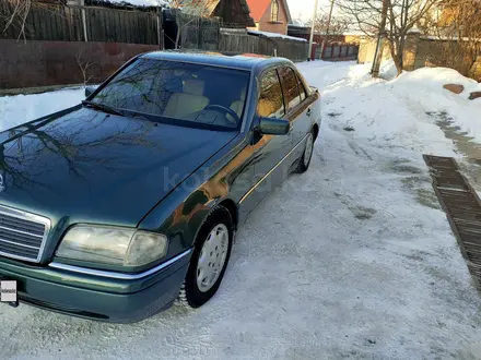 Mercedes-Benz C 220 1994 года за 3 300 000 тг. в Алматы – фото 2