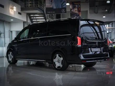 Mercedes-Benz V 300 Exclusive 2025 года за 68 218 000 тг. в Алматы – фото 5