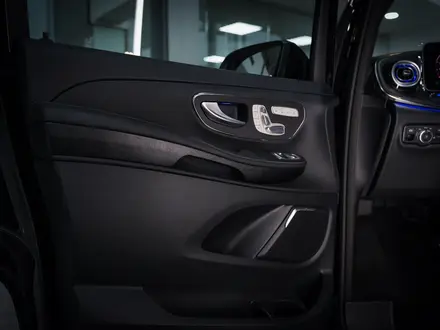 Mercedes-Benz V 300 Exclusive 2025 года за 68 218 000 тг. в Алматы – фото 9