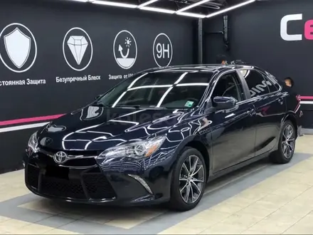 Toyota Camry 2015 года за 7 200 000 тг. в Атырау