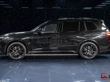 BMW X7 2023 года за 75 600 000 тг. в Алматы – фото 4