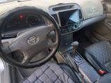 Toyota Camry 2006 года за 3 300 000 тг. в Балхаш – фото 2
