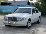 Mercedes-Benz E 230 1990 годаүшін2 000 000 тг. в Талдыкорган