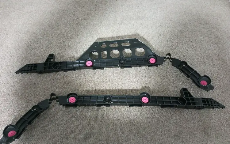 Крепление заднего бампера Toyota Camry 55 2014-2018 за 4 500 тг. в Алматы