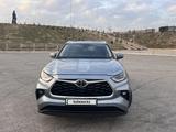 Toyota Highlander 2023 года за 25 000 000 тг. в Шымкент – фото 2