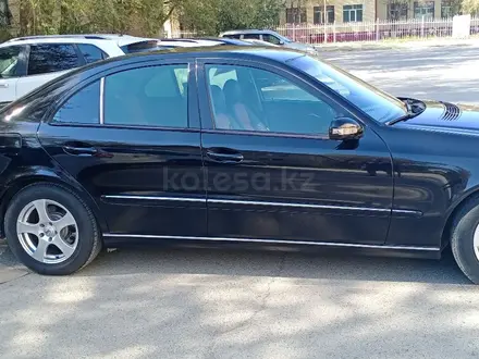 Mercedes-Benz E 200 2004 года за 4 000 000 тг. в Атырау – фото 3