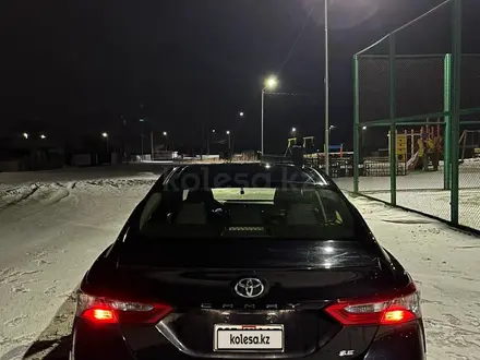 Toyota Camry 2018 года за 11 200 000 тг. в Экибастуз – фото 11