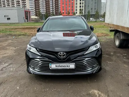 Toyota Camry 2019 года за 18 000 000 тг. в Астана – фото 15