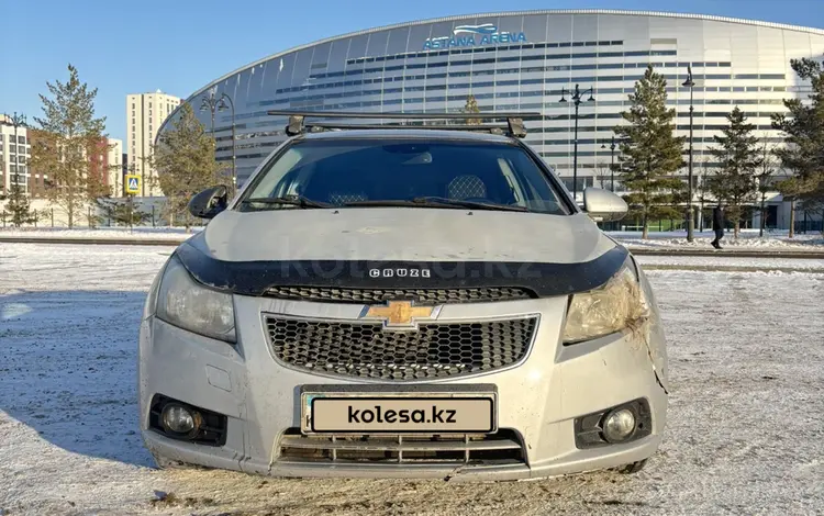 Chevrolet Cruze 2011 года за 2 800 000 тг. в Астана