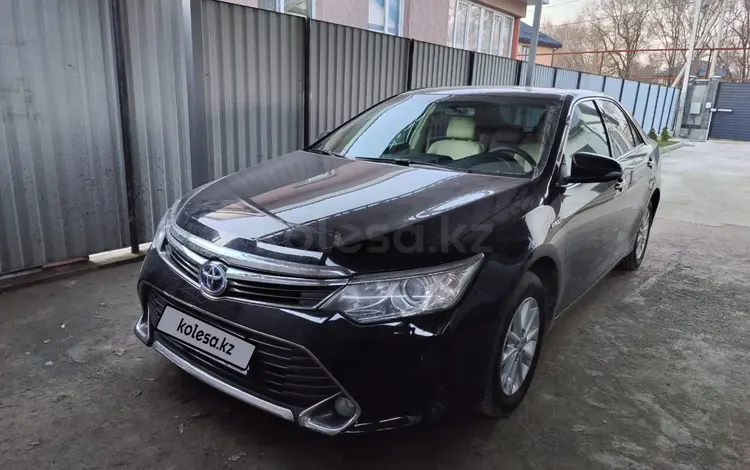 Toyota Camry 2017 года за 10 400 000 тг. в Алматы