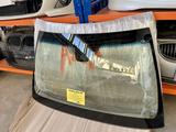 Лобовое стекло на Camry 70 за 220 000 тг. в Шымкент