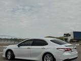 Toyota Camry 2018 года за 12 800 000 тг. в Жанаозен – фото 4