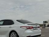 Toyota Camry 2018 года за 12 800 000 тг. в Жанаозен – фото 5