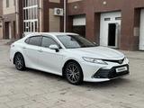 Toyota Camry 2021 года за 16 300 000 тг. в Кызылорда – фото 3