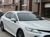 Toyota Camry 2021 года за 16 300 000 тг. в Кызылорда – фото 2