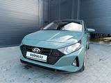 Hyundai i20 2023 года за 6 990 000 тг. в Петропавловск – фото 2