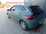 Hyundai i20 2023 года за 6 990 000 тг. в Петропавловск – фото 4