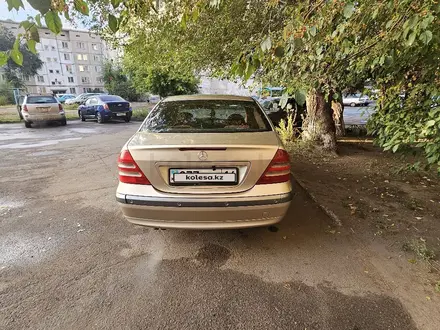 Mercedes-Benz C 200 2001 года за 2 500 000 тг. в Аксу – фото 4