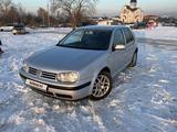 Volkswagen Golf 2002 годаfor3 600 000 тг. в Алматы