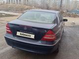 Mercedes-Benz C 240 2003 года за 3 200 000 тг. в Астана – фото 5