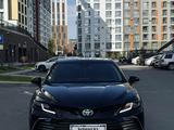 Toyota Camry 2023 годаүшін16 600 000 тг. в Астана – фото 2