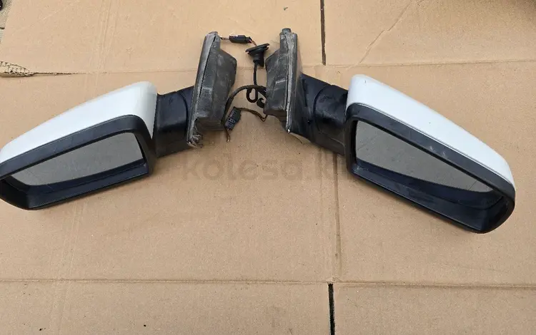 Боковые зеркала на BMW E60. за 1 251 тг. в Шымкент