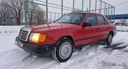 Mercedes-Benz E 230 1985 годаfor2 900 000 тг. в Алматы