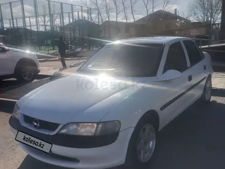 Opel Vectra 1998 года за 1 750 000 тг. в Астана – фото 2