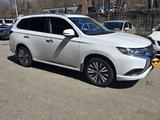 Mitsubishi Outlander 2022 годаүшін14 550 000 тг. в Усть-Каменогорск – фото 2