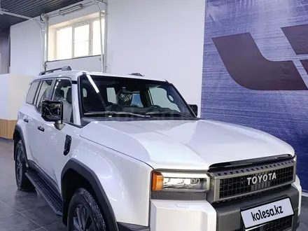 Toyota Land Cruiser Prado Luxe+ 2026 года за 42 900 000 тг. в Алматы