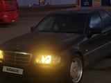 Mercedes-Benz C 200 1996 года за 1 600 000 тг. в Актобе